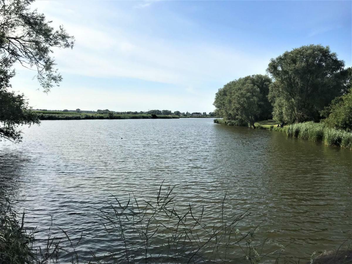 Вилла Ter Zwaanhoek Остенде Экстерьер фото